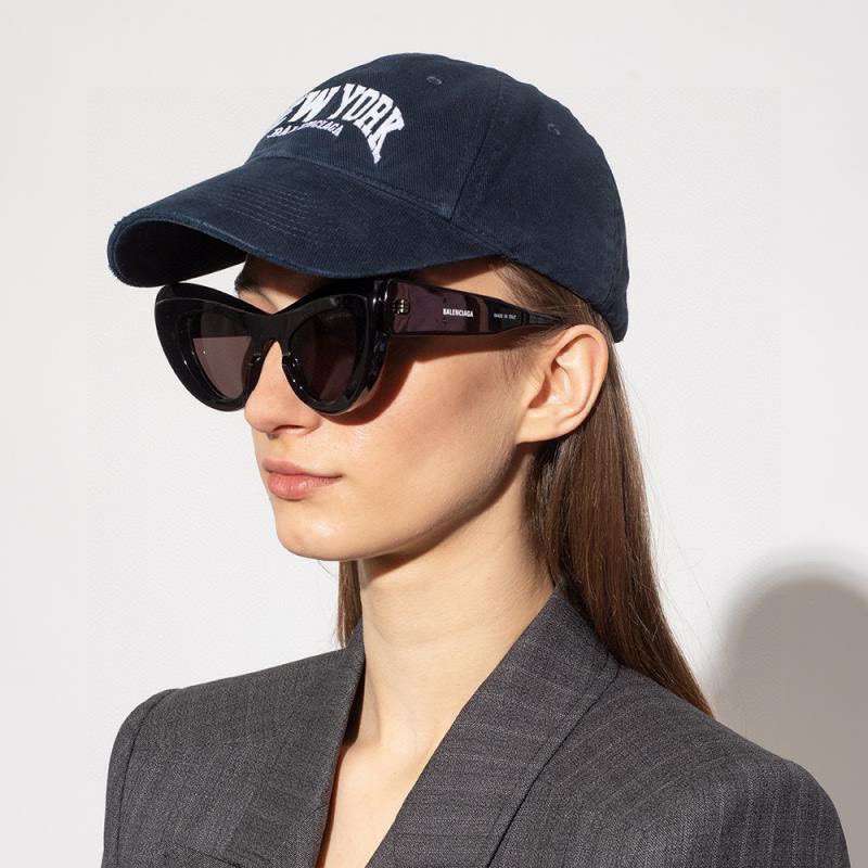 Picture of Balenciga Sunglasses _SKUfw53698307fw